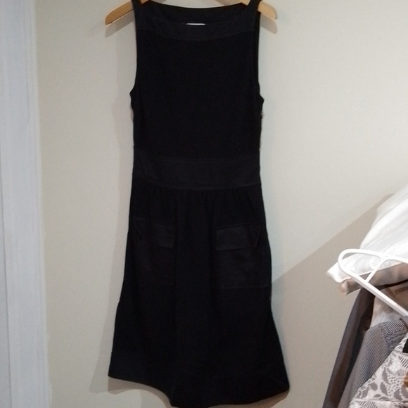 Diane Von Furstenberg Dresses & Skirts - ## Diane Von Furstenberg 6 black dress with pockets